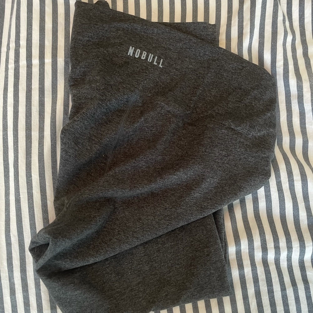 Nobull size large grey 7/8 leggings